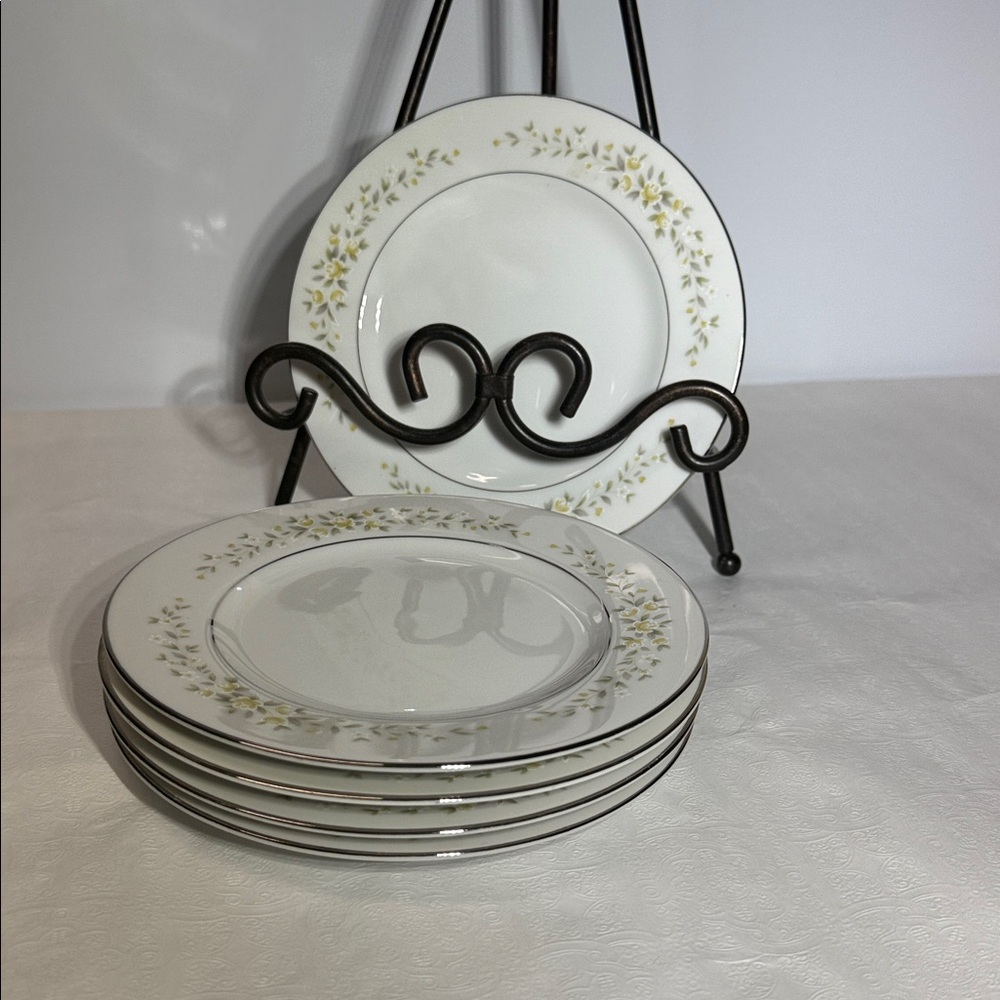 Crown Victoria “Carolyn” pattern dessert plates